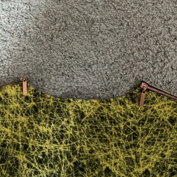 Cedric Charlier black/yellow splash rayon W sz8 top - Picture 10 of 11